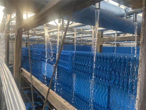 全封閉冷卻塔的優(yōu)勢(德州全封閉冷卻塔)