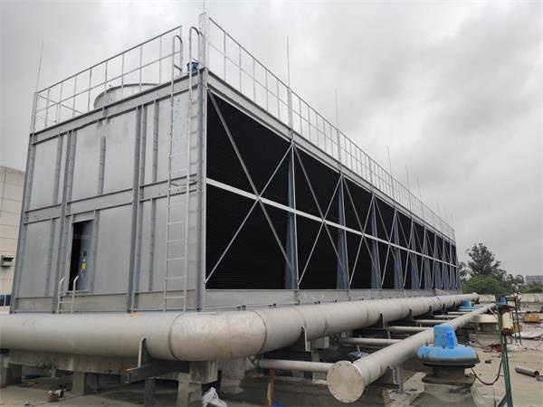 閉式冷卻塔為什么要定期清洗?(閉式冷卻塔清洗方案)