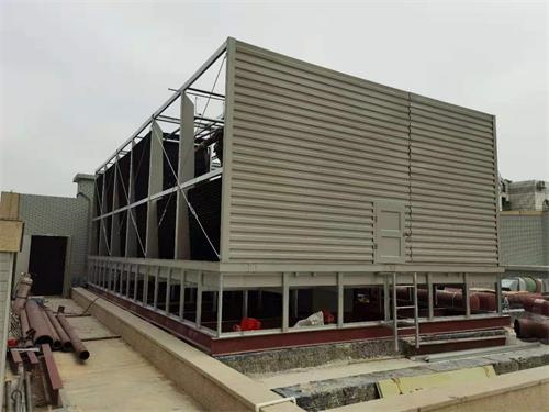 冷卻塔配件：冷卻塔運行防結(jié)冰方法(冷卻塔水位過高怎么處理)