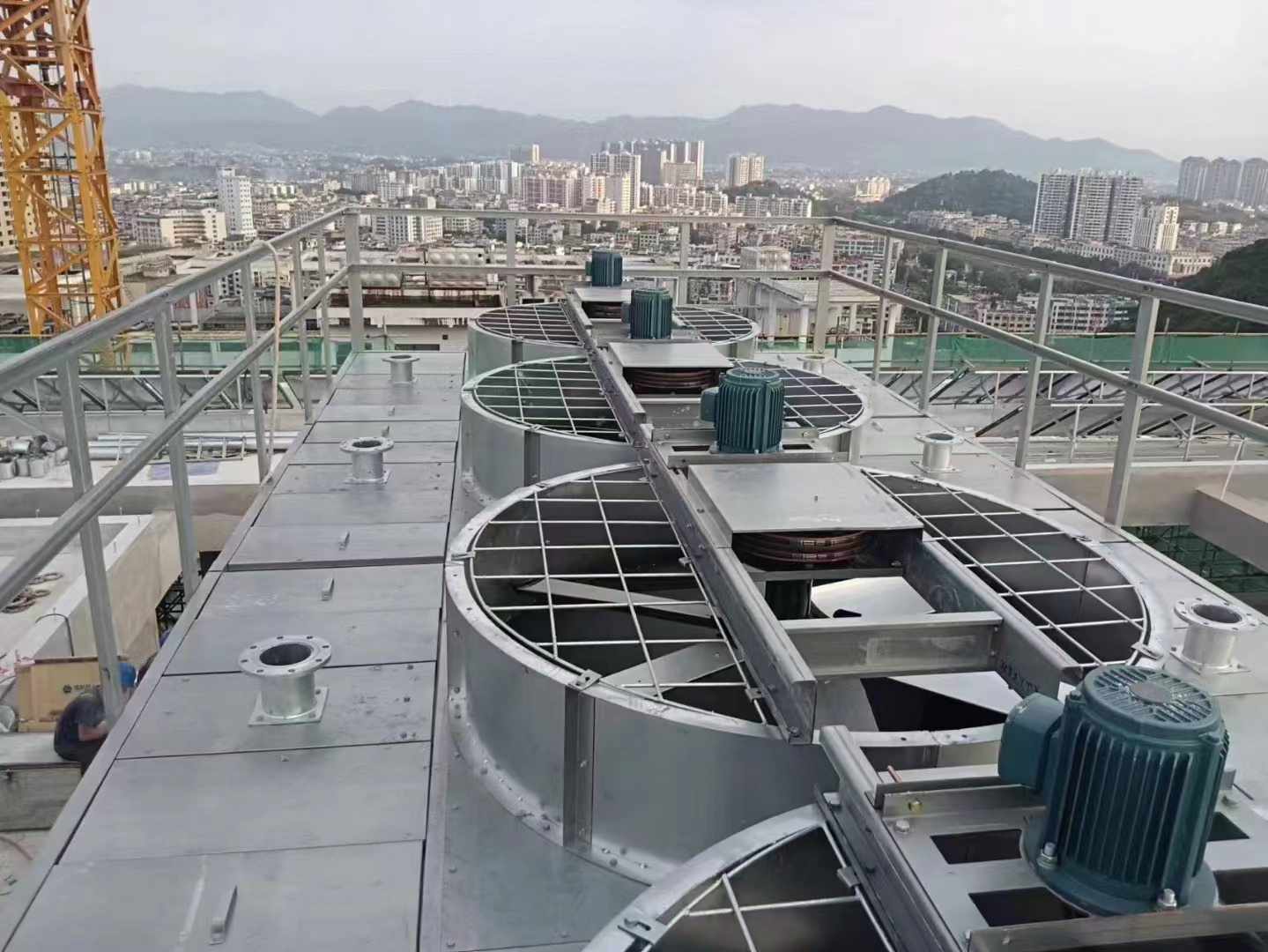 冷卻塔日常維修工作,冷卻塔日常維護(hù)保養(yǎng)